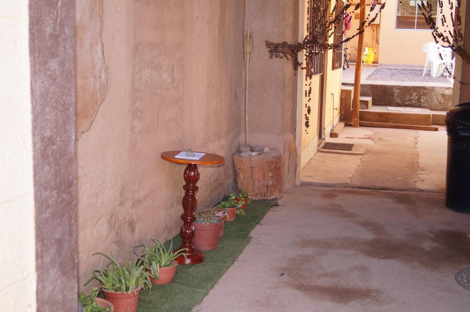 Hostal Intipara ซานเปโดร เด อาตากามา ภายนอก รูปภาพ