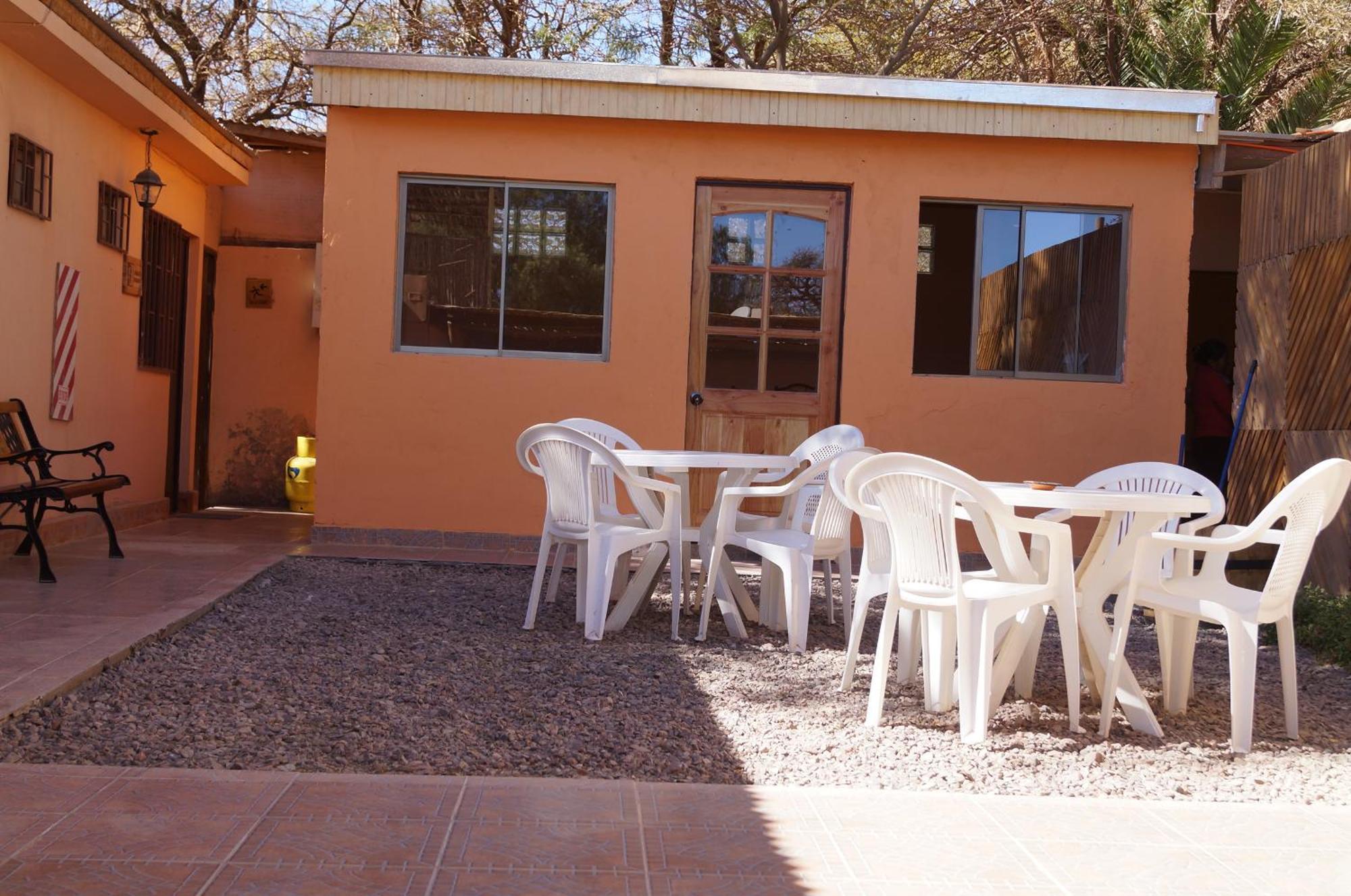 Hostal Intipara ซานเปโดร เด อาตากามา ภายนอก รูปภาพ